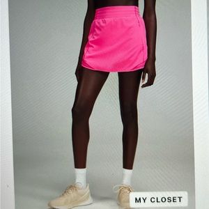 Lululemon Hotty Hot Skirt (Sonic Pink)